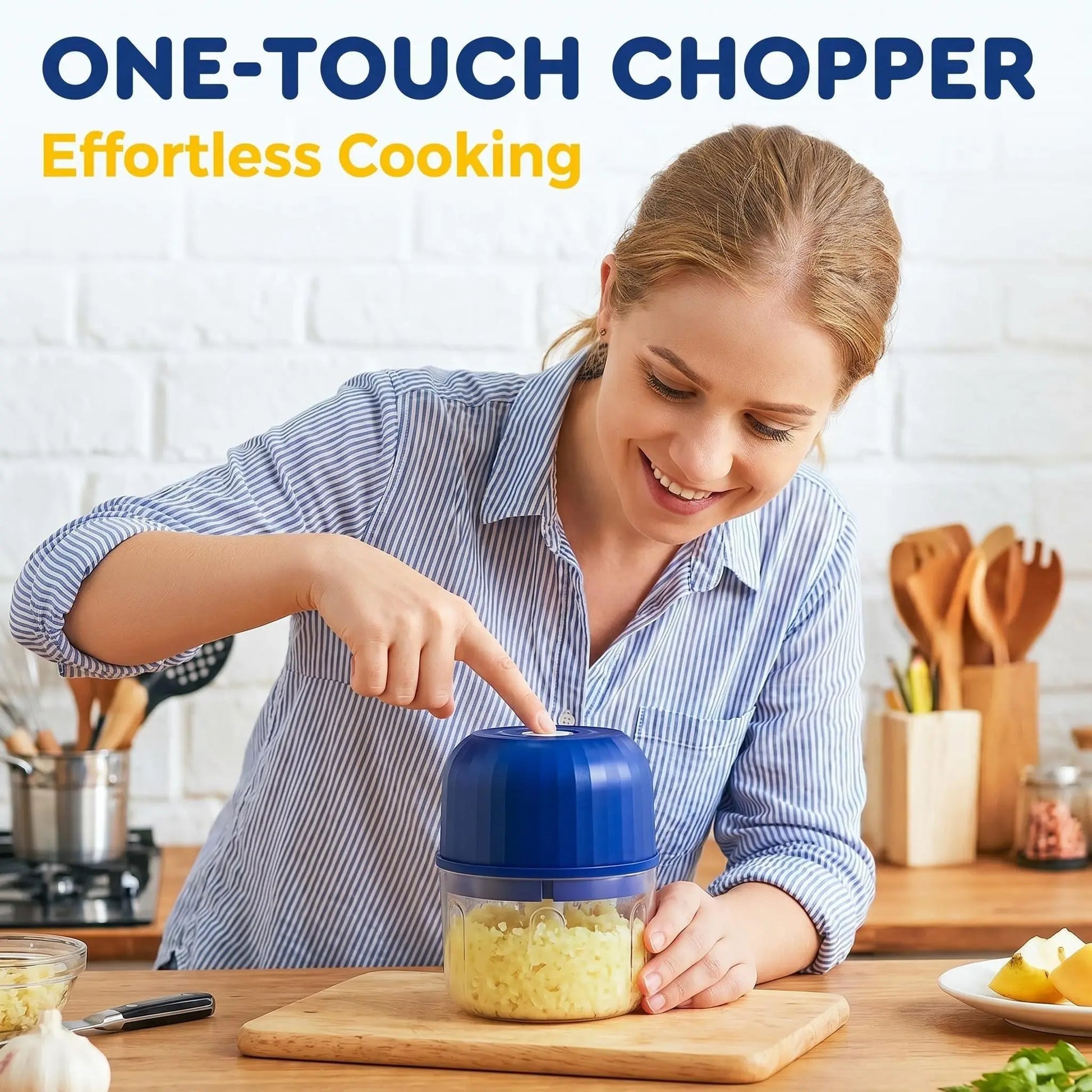 Electric Garlic Chopper with 2 Sharp Blades and a USP Charging Cable; Portable Kitchen Tool Suitable for Garlic, Onions, Ginger, Chili Peppers, and Carrots; Food Processor and Kitchen Vegetable Chopper/Vegetable Cutting Tool.